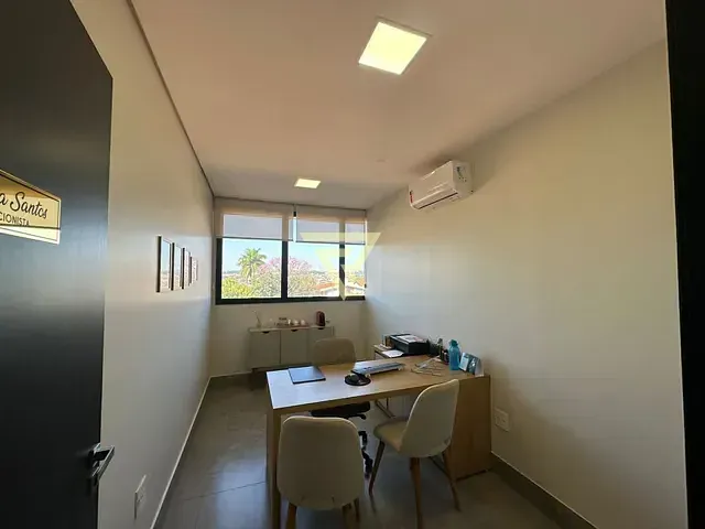 Sala com 141m², para alugar, no bairro Ribeirânia em Ribeirão Preto
