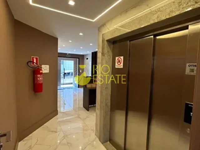 Sala com 20m², à venda, no bairro Aterrado em Volta Redonda