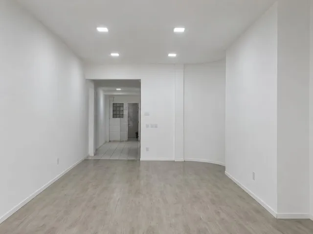 Sala para alugar, no bairro Centro em Florianópolis