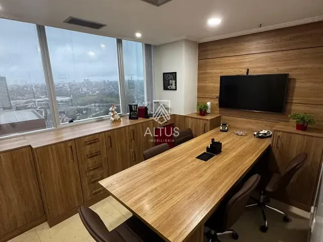 Sala à venda, no bairro Caminho das Árvores em Salvador