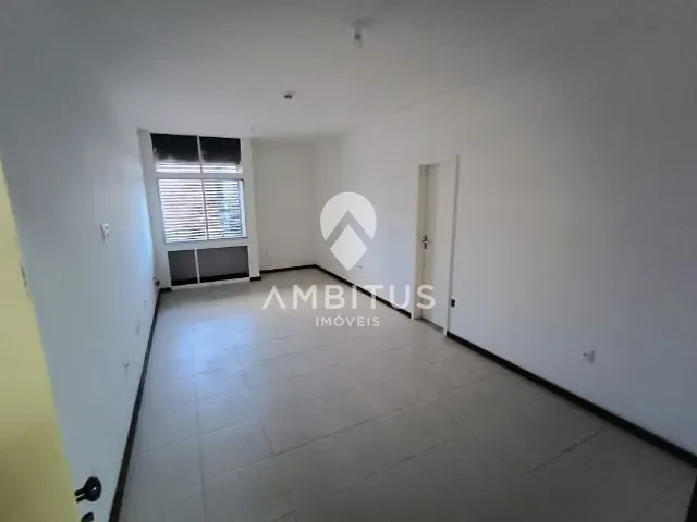 Sala com 30m², para alugar, no bairro Brotas em Salvador