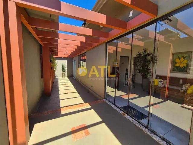 Sala com 239m², para alugar, no bairro Centro em Ourinhos