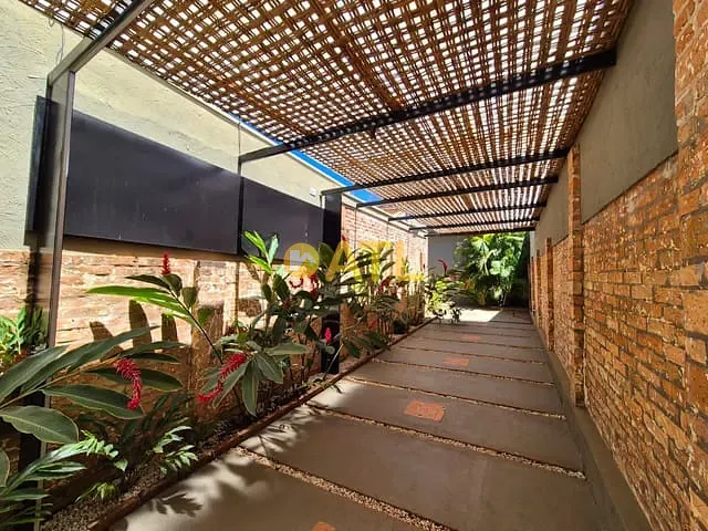 Sala com 239m², para alugar, no bairro Centro em Ourinhos