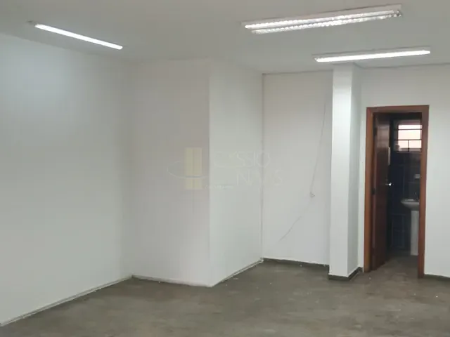 Sala com 42m², à venda, no bairro Centro em Apucarana