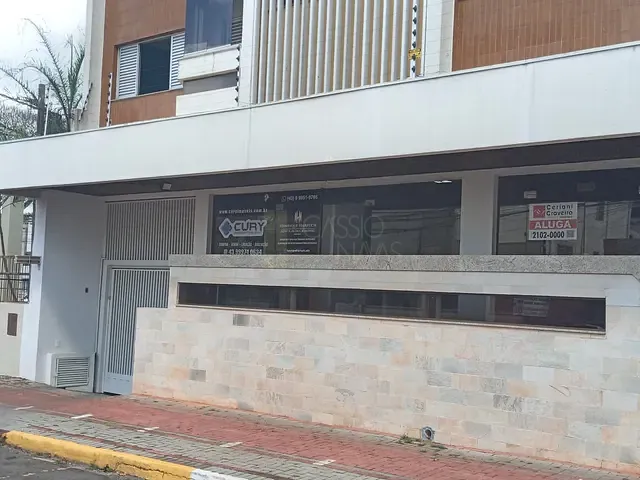 Sala com 42m², à venda, no bairro Centro em Apucarana
