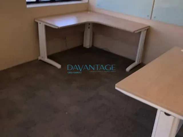 Sala com 35m², à venda ou para alugar, no bairro Santa Cecília em São Paulo