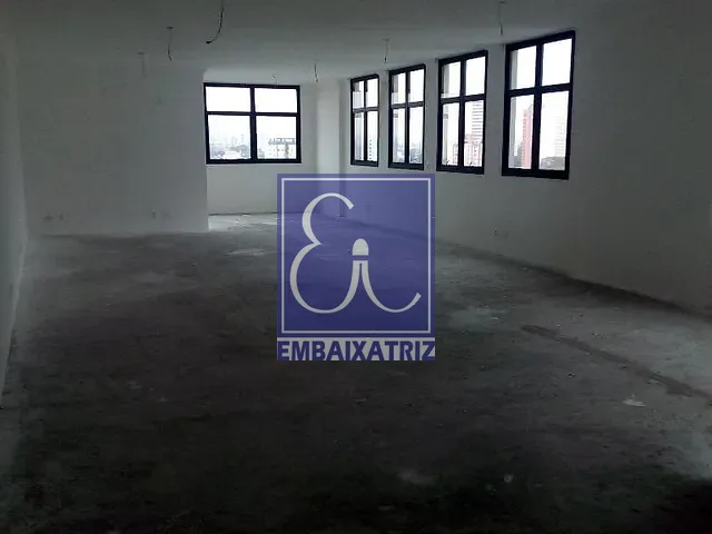Sala à venda, no bairro Centro em São José dos Campos
