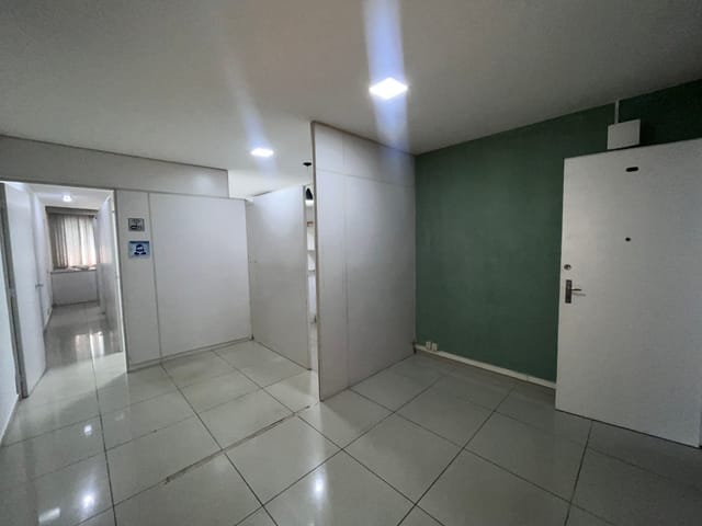 Sala para alugar, no bairro Freguesia (Jacarepaguá) em Rio de Janeiro