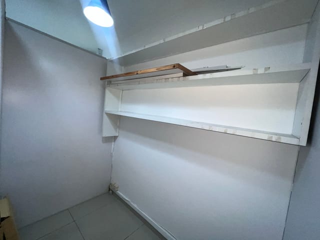 Sala para alugar, no bairro Freguesia (Jacarepaguá) em Rio de Janeiro