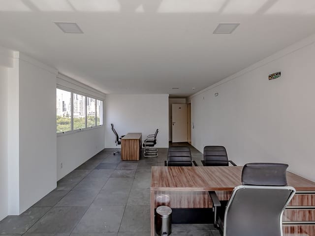 Sala à venda, no bairro Pioneiros em Balneário Camboriú