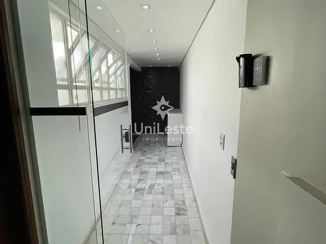 Sala à venda, no bairro Funcionários em Belo Horizonte