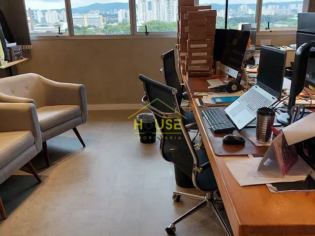 Sala à venda, no bairro Água Branca em São Paulo