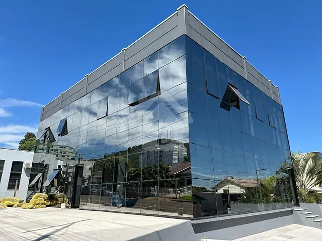 Sala com 195m², para alugar, no bairro Languiru em Teutônia