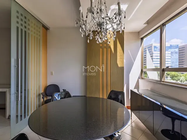 Sala à venda ou para alugar, no bairro Asa Sul em Brasília