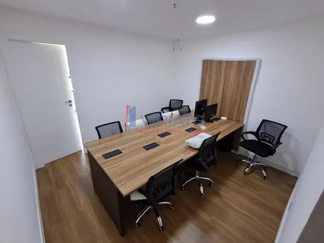 Sala à venda, no bairro Barra da Tijuca em Rio de Janeiro