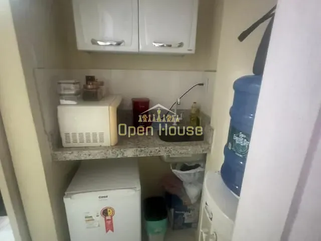 Sala à venda, no bairro Centro em Barra Mansa