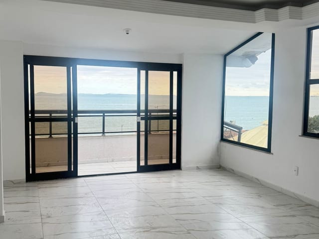 Sala para alugar, no bairro Centro em Rio das Ostras