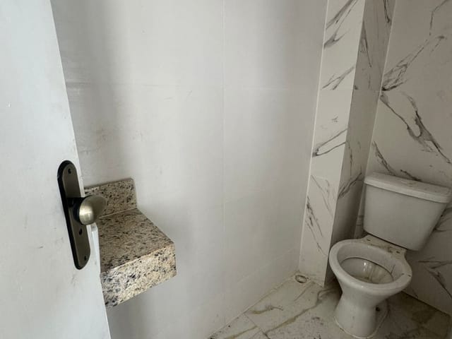 Sala para alugar, no bairro Centro em Rio das Ostras