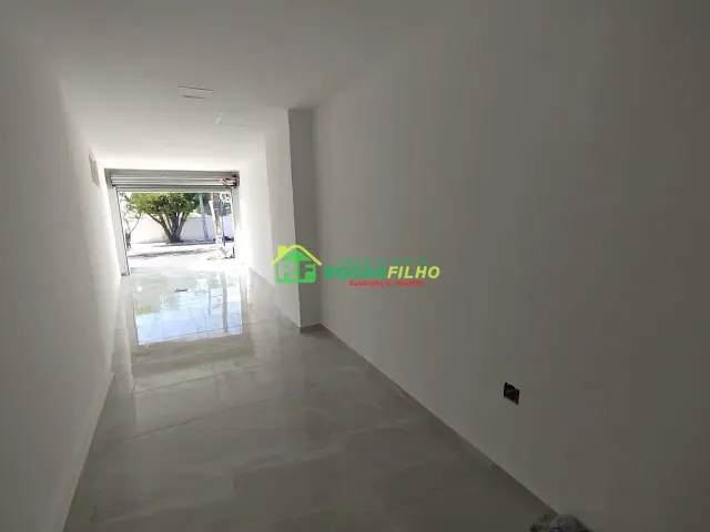 Sala com 80m² 5 quartos e 1 banheiro, para alugar, no bairro Fátima em Teresina