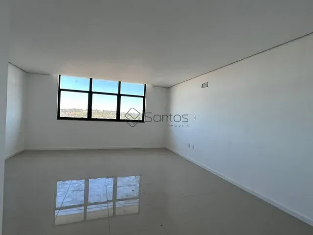 Sala à venda, no bairro Centro em Ijuí