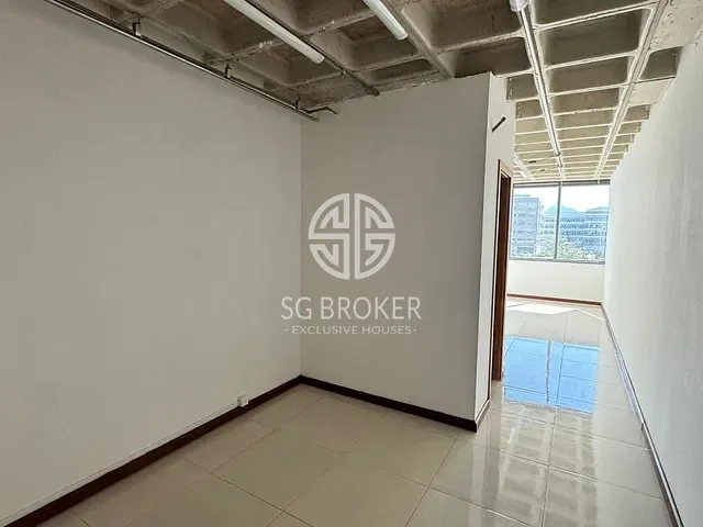 Sala para alugar, no bairro Barra da Tijuca em Rio de Janeiro