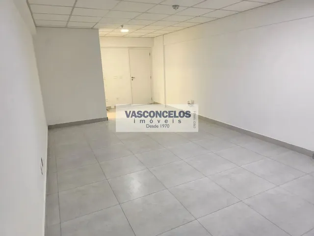 Sala com 36m², para alugar, no bairro Jardim Aquarius em São José Dos Campos