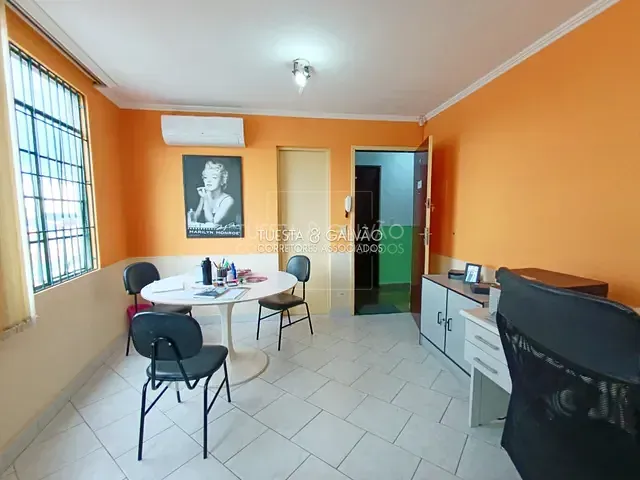 Conjunto comercial com 20m², à venda, no bairro Vista Alegre em Curitiba