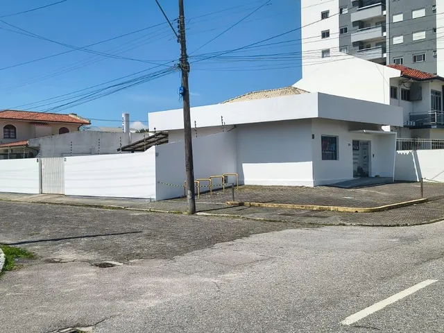 Sala para alugar, no bairro Jardim Atlântico em Florianópolis