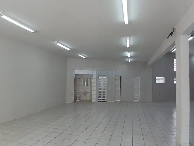 Sala para alugar, no bairro Barra Funda em Apucarana