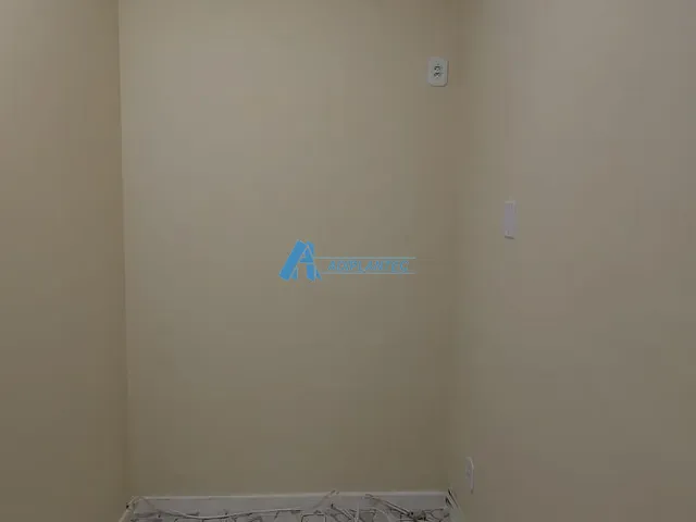 Sala para alugar, no bairro Méier em Rio de Janeiro
