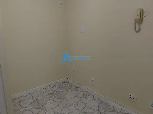 Sala para alugar, no bairro Méier em Rio de Janeiro