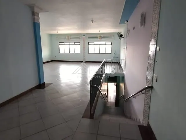Sala com 160m², para alugar, no bairro Cangaíba em São Paulo