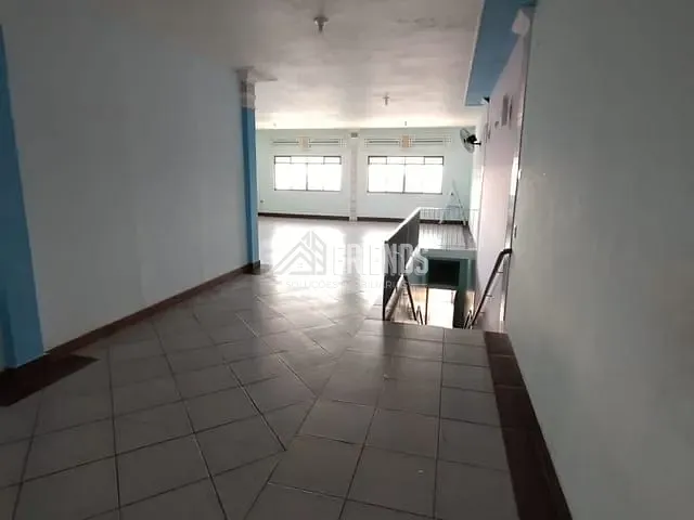 Sala com 160m², para alugar, no bairro Cangaíba em São Paulo