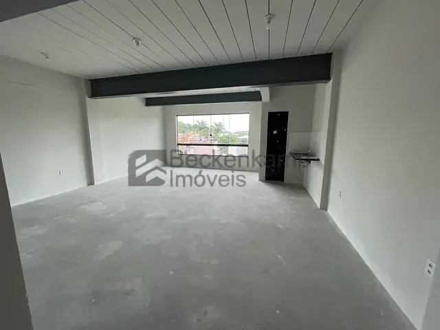 Sala para alugar, no bairro Vila Rica em Volta Redonda