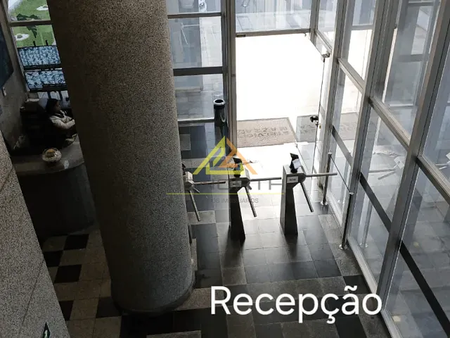 Sala à venda ou para alugar, no bairro Chácara Santo Antônio (Zona Sul) em São Paulo