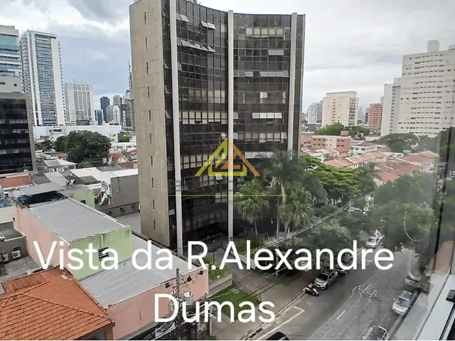 Sala à venda ou para alugar, no bairro Chácara Santo Antônio (Zona Sul) em São Paulo