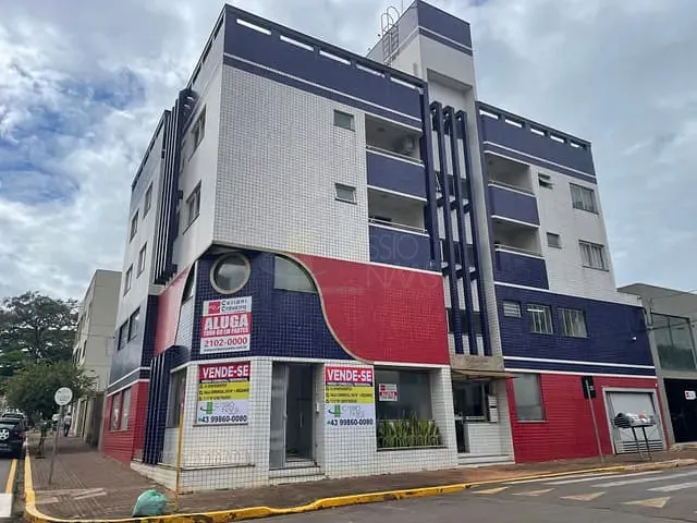 Sala com 300m², à venda, no bairro Centro em Apucarana