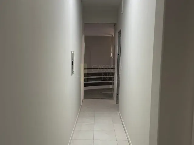 Sala com 300m², à venda, no bairro Centro em Apucarana