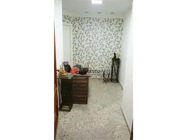 Sala à venda, no bairro Vila Assunção em Santo André