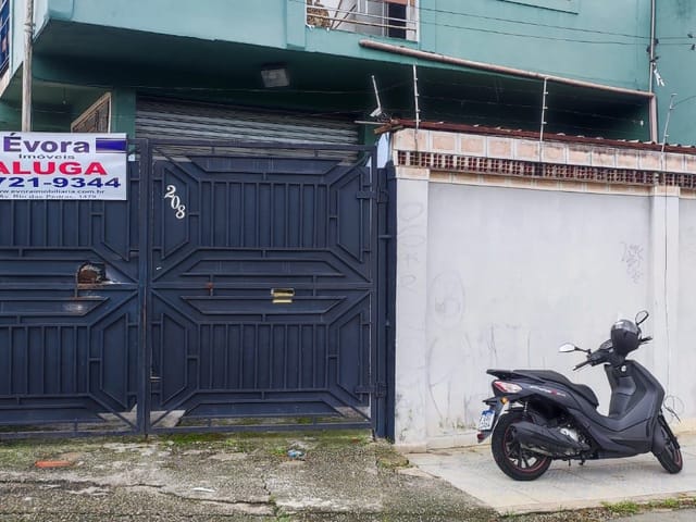 Sala para alugar, no bairro Jardim Santa Terezinha (Zona Leste) em São Paulo