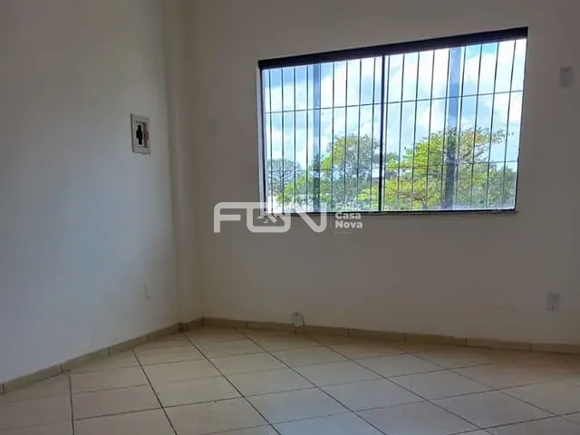 Sala com 16m², para alugar, no bairro Centro em Camaçari