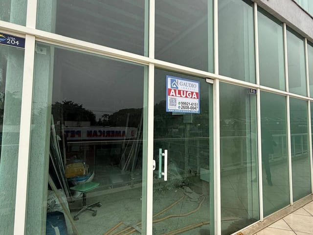 Sala para alugar, no bairro Piratininga em Niterói