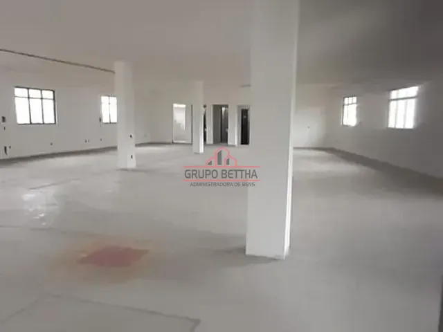 Sala com 380m², para alugar, no bairro Vila Santo Antônio em Jandira