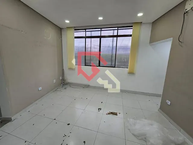 Sala para alugar, no bairro Vila Augusto em Mauá