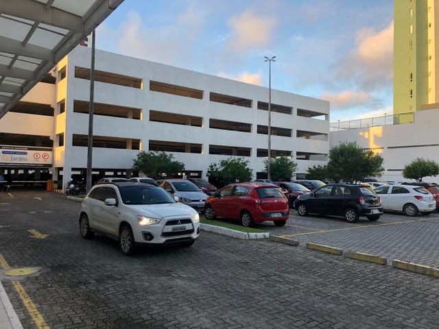 Sala com 103m², para alugar, no bairro Jardins em Aracaju