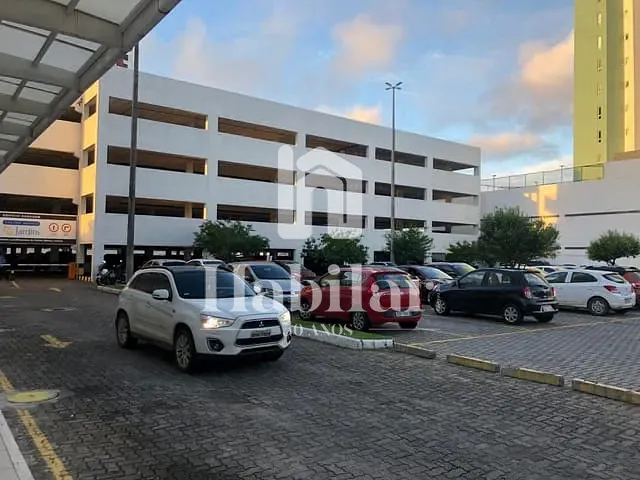 Sala com 103m², para alugar, no bairro Jardins em Aracaju