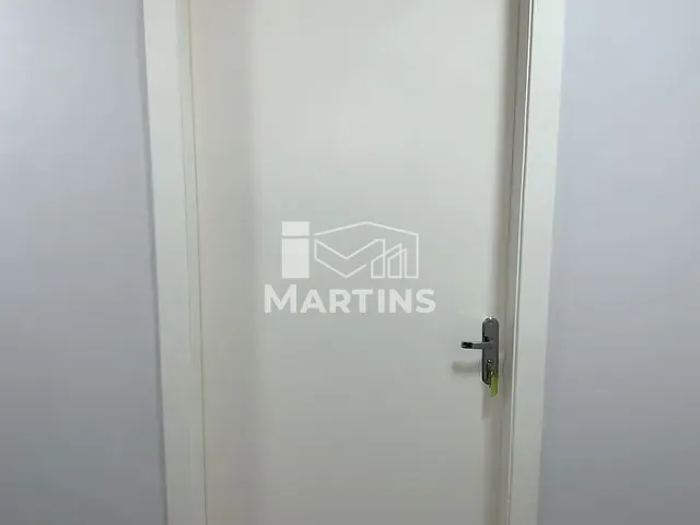 Sala para alugar, no bairro Jardim Santa Cruz em Taboão da Serra