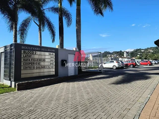Sala para alugar, no bairro Victor Konder em Blumenau