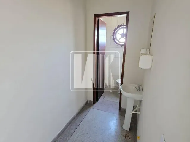 Sala com 24m², para alugar, no bairro Vila Palmares em Santo André