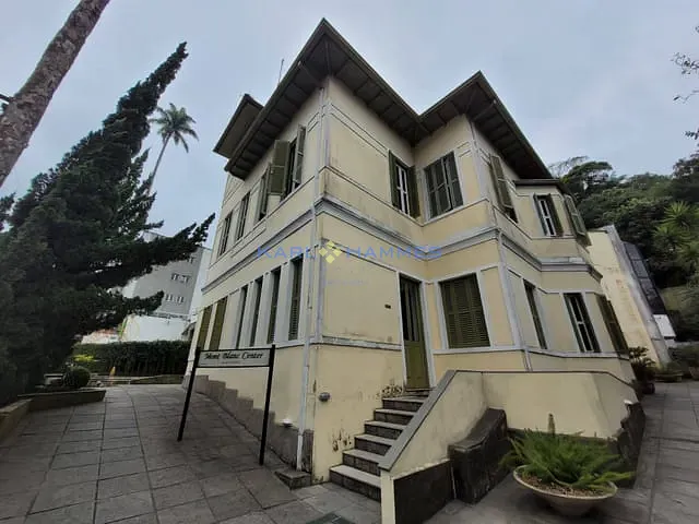 Sala à venda, no bairro Centro em Petrópolis